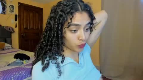 Snapshot of keniia_riizz chatting on 07-04-26, 08:37 Kenia online show from 07-04-26, 08:37