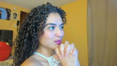 Snapshot of keniia_riizz chatting on 07-28-26, 08:52 Kenia online show from 07-28-26, 08:52