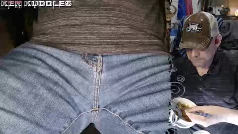 Ken Kuddles online show from 02-22-26, 02:02