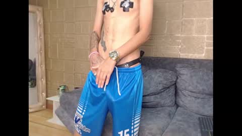 kenn_boy_ online show from 01-21-25, 02:48