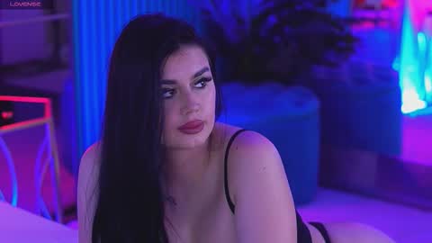 Kendra online show from 02-19-26, 04:36