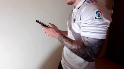 Kennfox777 online show from 12-23-25, 04:43