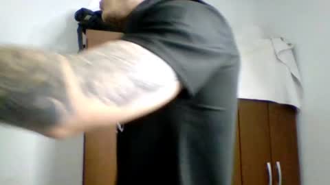 Snapshot of kennerfox77 chatting on 07-18-26, 09:29 Kennfox777 online show from 07-18-26, 09:29