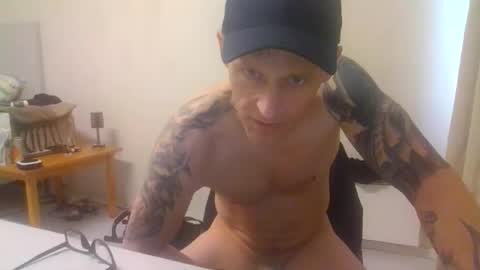kennyboyk online show from 05-03-26, 03:18