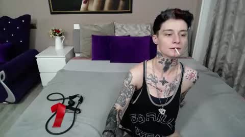Snapshot of kennyvibe chatting on 07-18-26, 12:09 kennyvibe online show from 07-18-26, 12:09