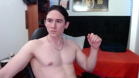 Santiago online show from 01-05-25, 01:45