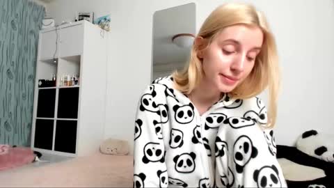 Kenzie online show from 01-13-25, 05:01