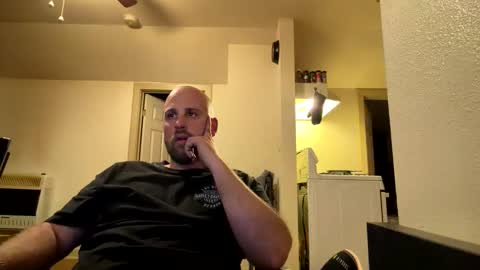 kepkon00 online show from 04-19-26, 03:39