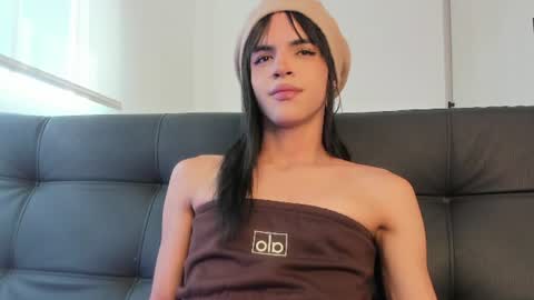 Kerly online show from 07-22-26, 02:42