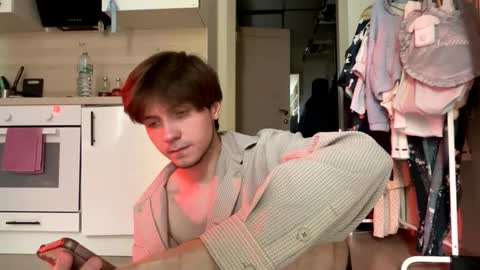 Kero online show from 03-08-25, 11:05