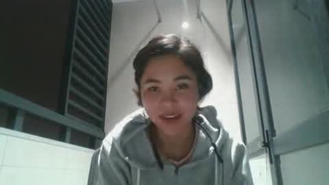 Snapshot of kerstinscotto chatting on 10-18-25, 11:00 Jenny online show from 10-18-25, 11:00