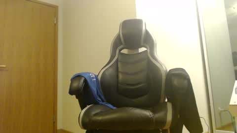 Snapshot of kert19 chatting on 01-14-25, 06:02 KerKER online show from 01-14-25, 06:02