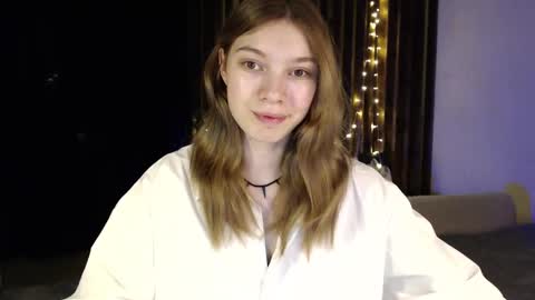 Snapshot of kesha_muah chatting on 01-06-25, 05:38 kesha online show from 01-06-25, 05:38