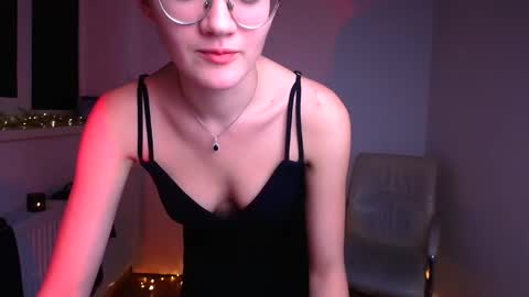 Snapshot of ketrin_pirsss chatting on 12-30-24, 02:20 Ketrin online show from 12-30-24, 02:20