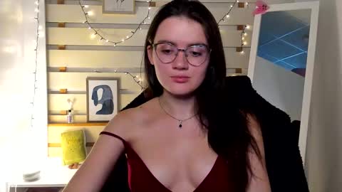 Snapshot of ketrin_pirsss chatting on 09-21-25, 06:53 Ketrin online show from 09-21-25, 06:53