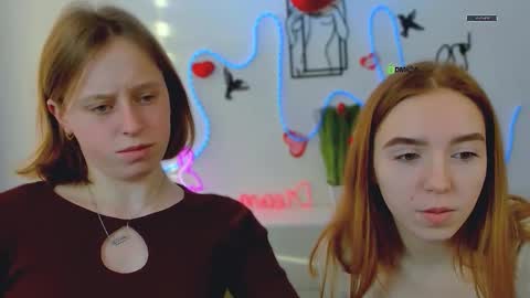 keuli_li online show from 02-21-26, 06:36