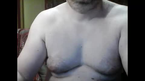 Snapshot of kevin803908 chatting on 11-18-25, 02:50 kevin803908 online show from 11-18-25, 02:50