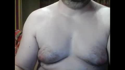 Snapshot of kevin803908 chatting on 11-28-25, 09:39 kevin803908 online show from 11-28-25, 09:39