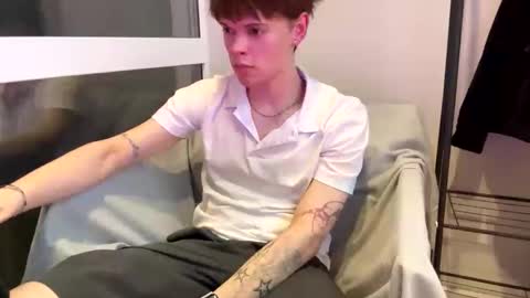 Snapshot of kevin_bucks chatting on 02-03-26, 12:21 Kevin online show from 02-03-26, 12:21