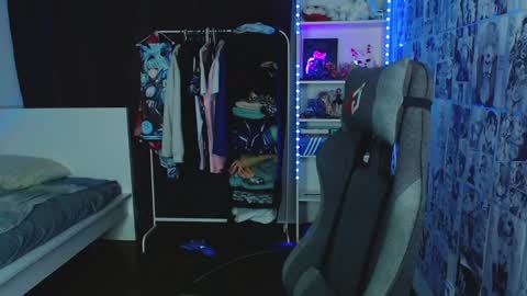 Kevin online show from 02-05-25, 03:55