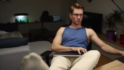 Kev online show from 02-21-25, 02:48