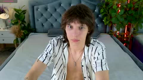 Snapshot of kevin_ruff chatting on 05-21-26, 07:48 Kevin online show from 05-21-26, 07:48