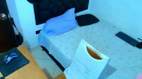 Snapshot of kevinkewma chatting on 06-04-26, 11:16 kevinkewma online show from 06-04-26, 11:16