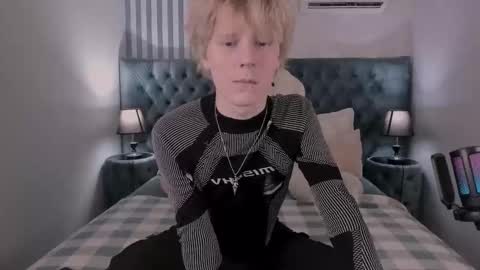 Kevin online show from 11-11-25, 03:12