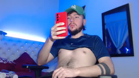 Snapshot of kevinsantiag0 chatting on 12-04-25, 01:15 kevinsantiag0 online show from 12-04-25, 01:15