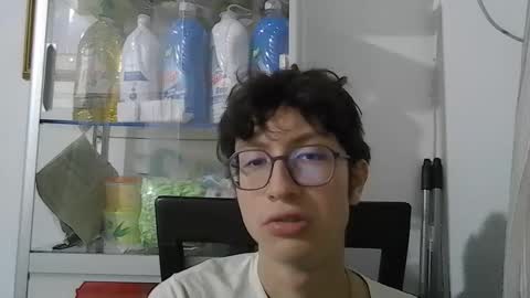 Snapshot of kevintdx chatting on 09-21-25, 02:24 kevintdx online show from 09-21-25, 02:24