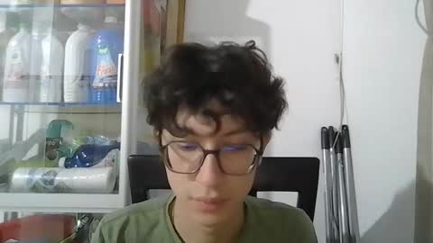 Snapshot of kevintdx chatting on 10-11-25, 04:55 kevintdx online show from 10-11-25, 04:55