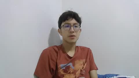 Snapshot of kevintdx chatting on 11-12-25, 11:03 kevintdx online show from 11-12-25, 11:03