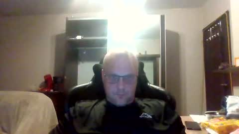 kevintje031987 online show from 08-03-26, 03:38