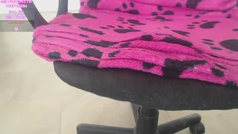 Kevin online show from 04-07-26, 04:18