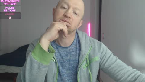 Kevin online show from 04-11-26, 04:17