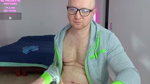 Snapshot of kevintyler69 chatting on 06-28-26, 02:28 Kevin online show from 06-28-26, 02:28