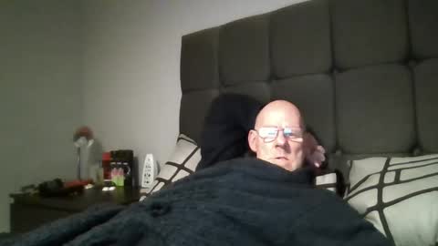 Snapshot of kevlooking4sez chatting on 01-19-25, 11:21 kevlooking4sez online show from 01-19-25, 11:21