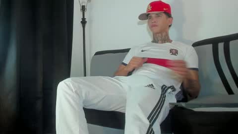 Snapshot of keydamian chatting on 07-14-26, 11:43 keydamian online show from 07-14-26, 11:43