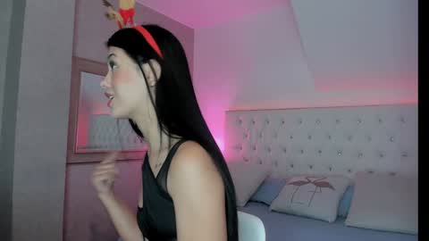 keyla  ross online show from 12-16-24, 07:54