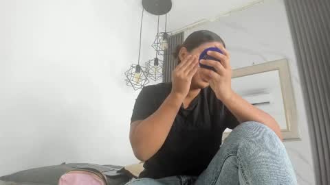 Snapshot of keyla_mejia chatting on 03-30-26, 12:06 Keyla online show from 03-30-26, 12:06