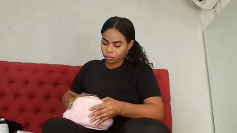Snapshot of keyla_mejia chatting on 04-10-26, 11:59 Keyla online show from 04-10-26, 11:59