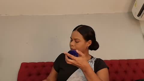 Snapshot of keyla_mejia chatting on 04-19-26, 12:04 Keyla online show from 04-19-26, 12:04
