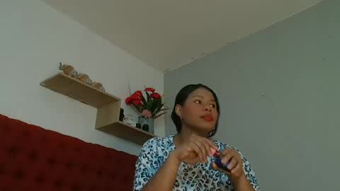 Snapshot of keyla_mejia chatting on 04-23-26, 12:29 Keyla online show from 04-23-26, 12:29