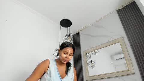 Snapshot of keyla_mejia chatting on 05-28-26, 12:02 Keyla online show from 05-28-26, 12:02
