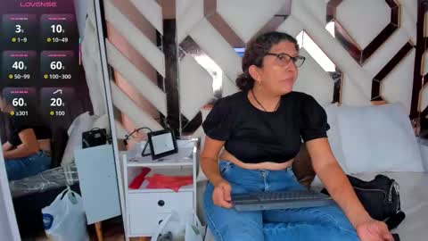 Keila Milf online show from 12-19-25, 03:13