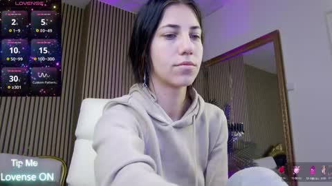 Snapshot of keylablair chatting on 03-11-25, 04:21 KeylaBlair online show from 03-11-25, 04:21