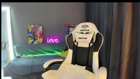 Keyli online show from 11-12-25, 08:37