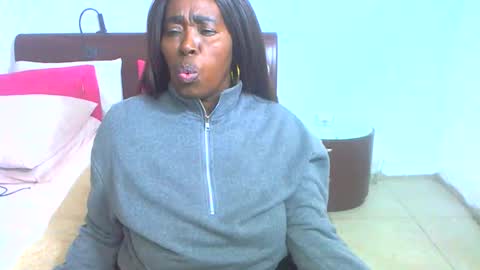 keysenbarxx19 online show from 06-21-26, 08:44
