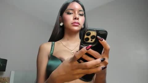 keziakinlley online show from 01-06-26, 04:27