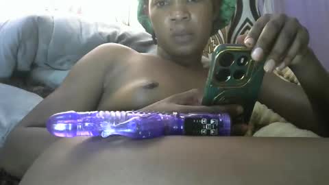 kezzia2 online show from 01-09-26, 07:44